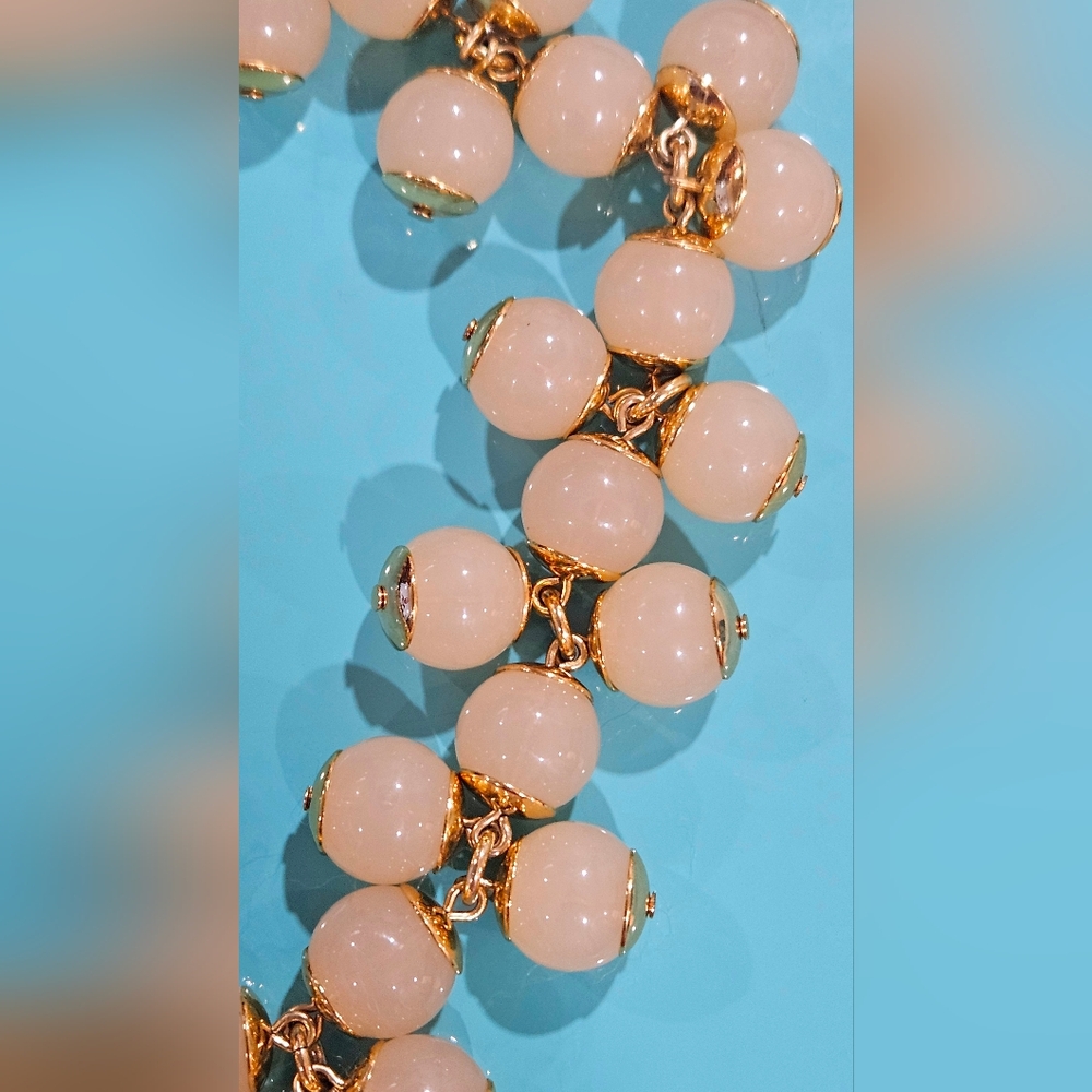 J.Crew Blush Pink Cluster Bead Statement Necklace – Gold Tone - Picture 2 of 6